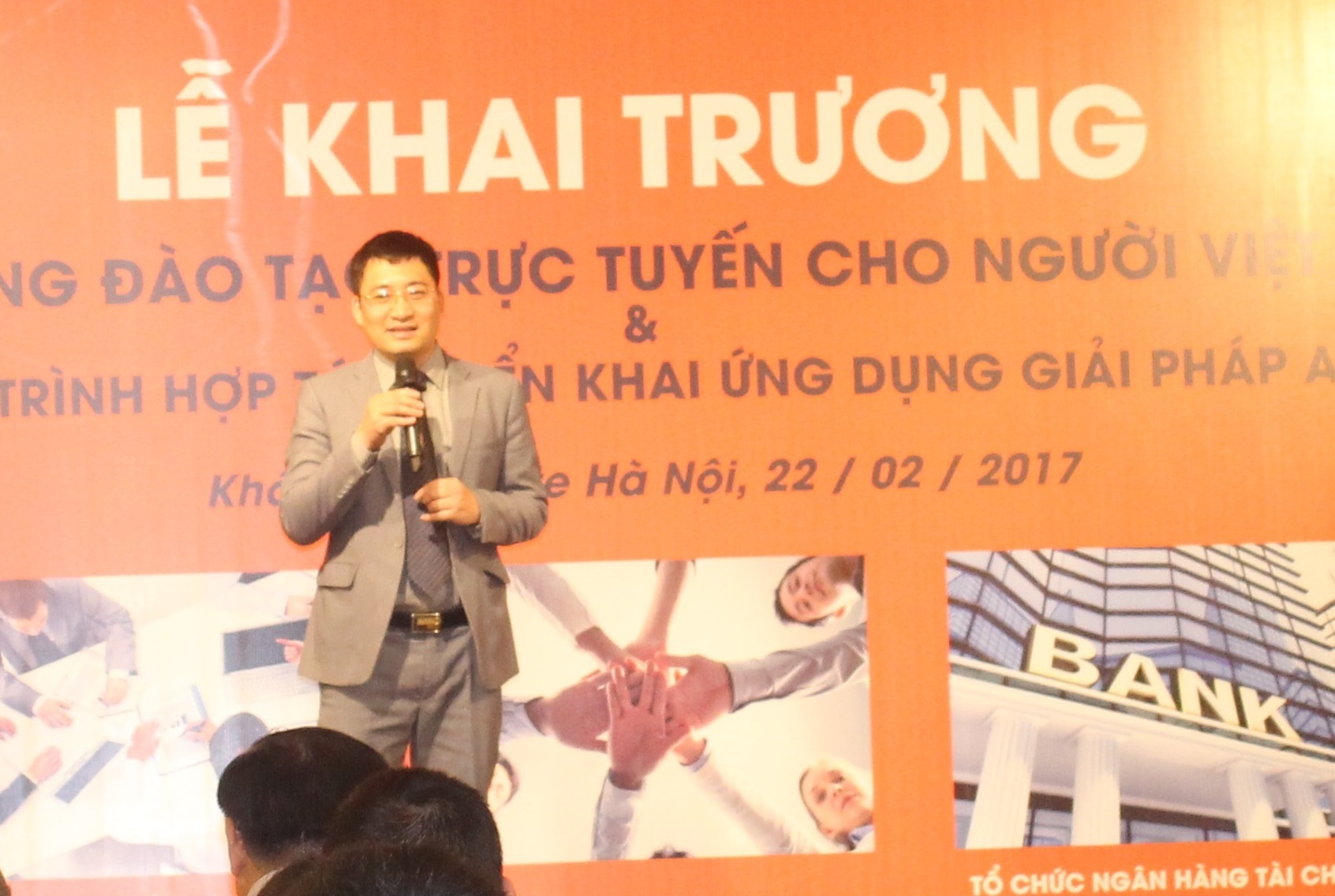 Khai truong cong dao tao truc tuyen toan dien cho nguoi Viet hinh anh