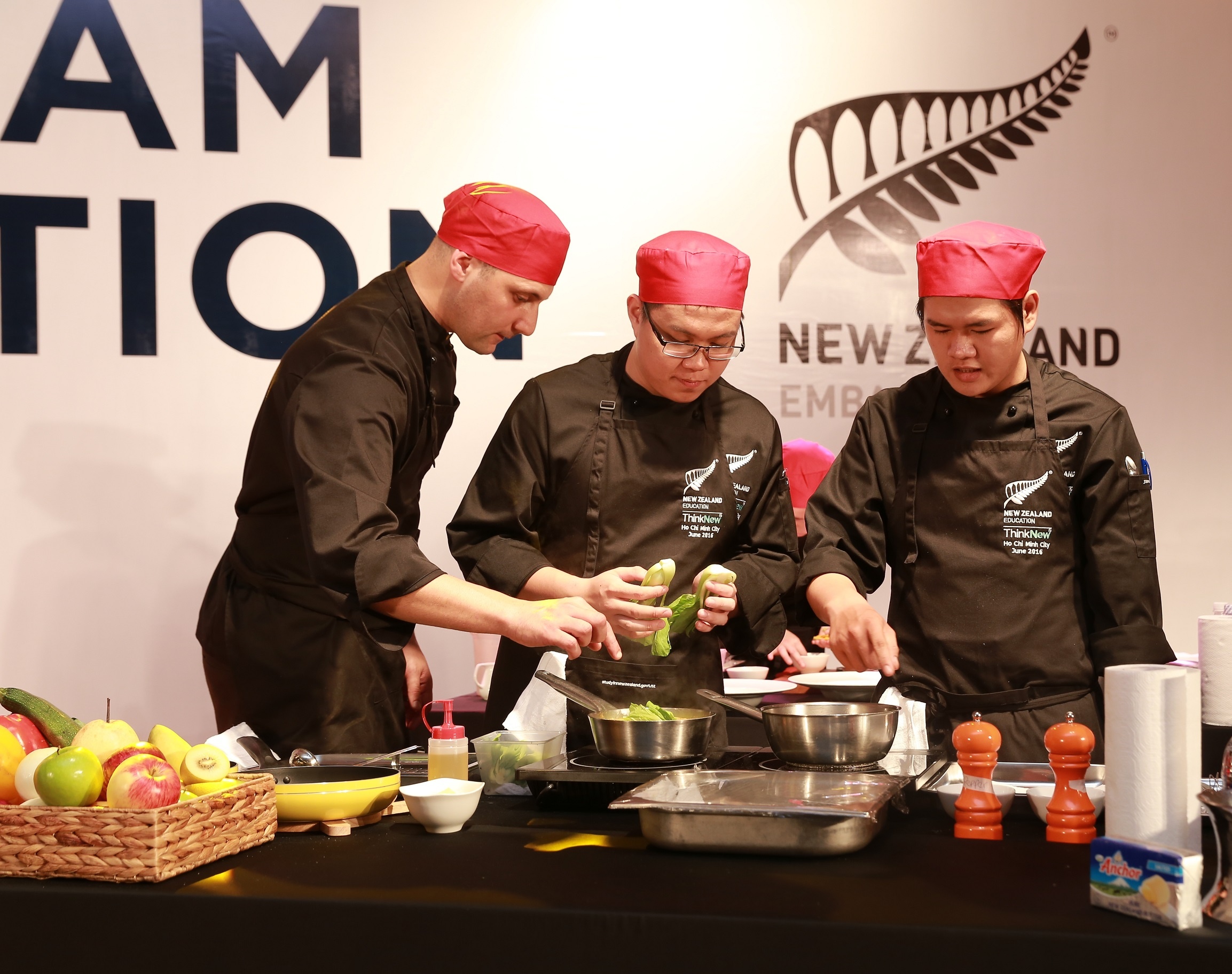 Truong Trung cap nghe Viet Giao anh 5