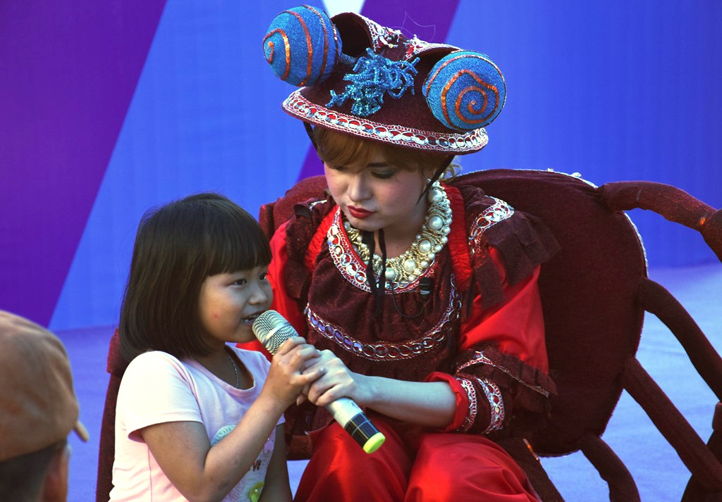 trao qua 720 trieu dong cho tre mo coi Da Nang anh 9