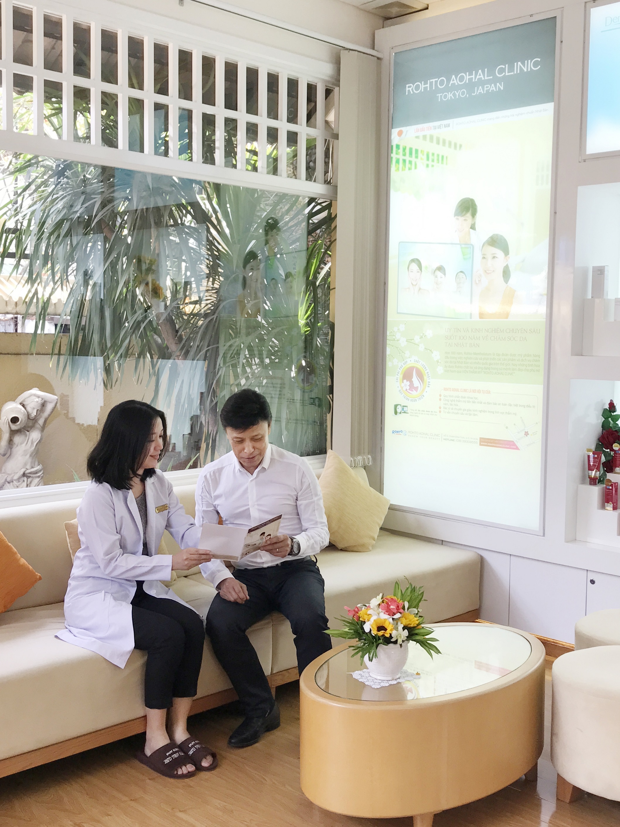 Rohto-Aohal Clinic and Spa anh 1