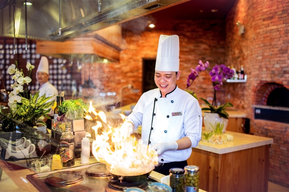 Tập đòa Sun Group tuyển dụng ảnh 2 Tap doa Sun Group tuyen dung anh 2