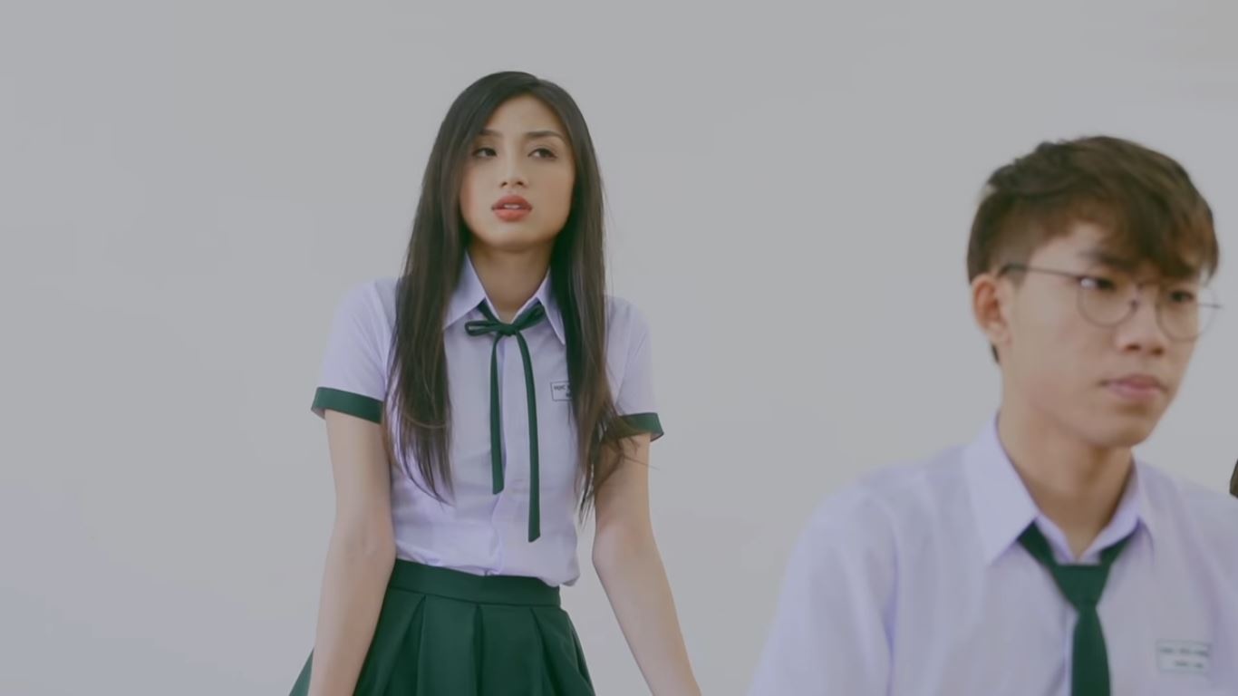 Doi tre Ngoc Mint - Vu Khang 'doi dau' trong phim ngan moi hinh anh