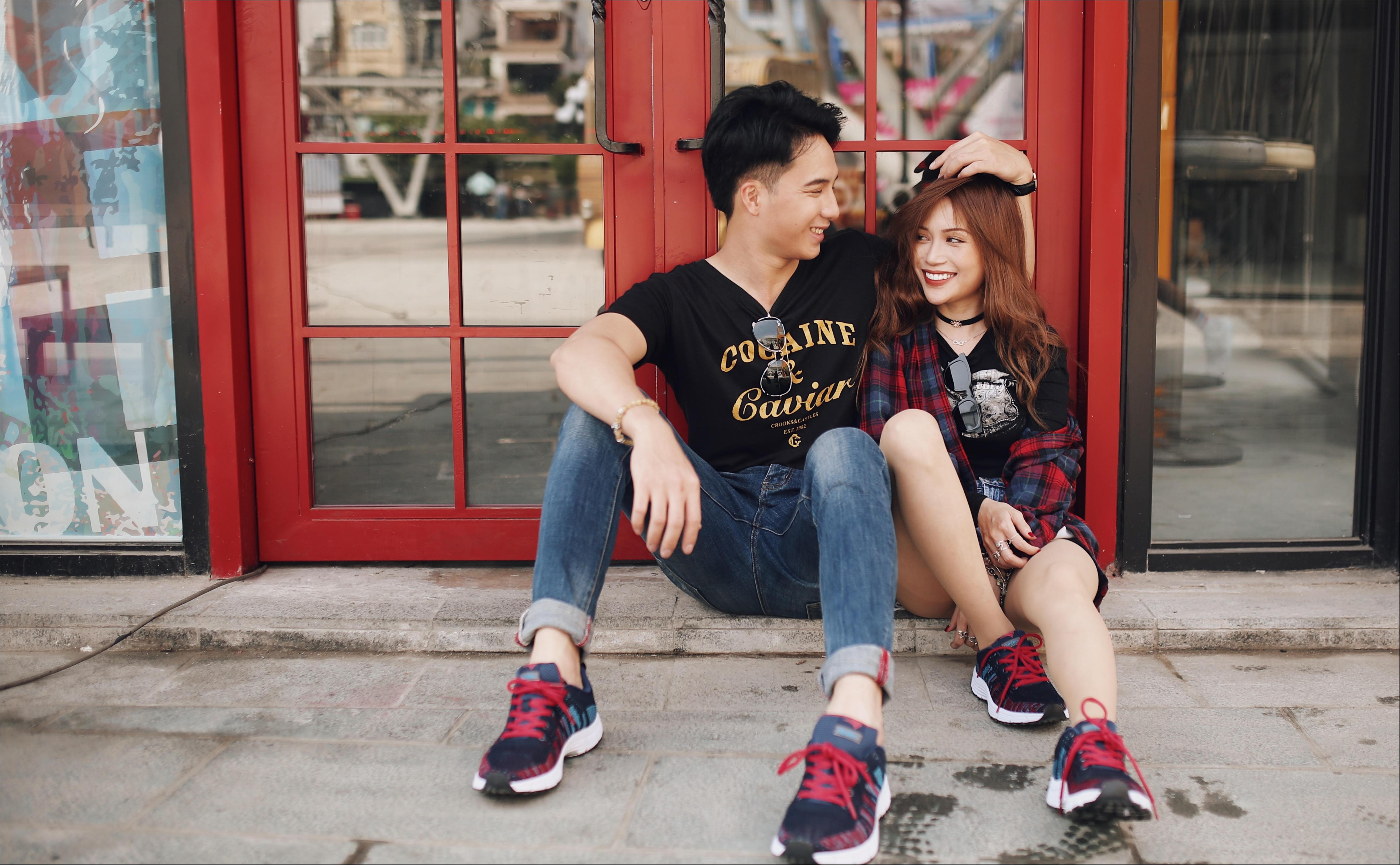 Si Thanh khoe anh tinh tu voi ban trai bac si hinh anh