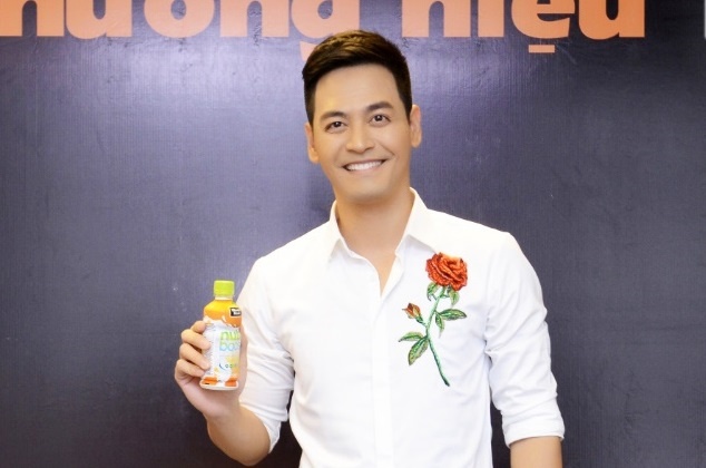 Phan Anh lam dai su thuong hieu cho Nutriboost dau nam 2017 hinh anh