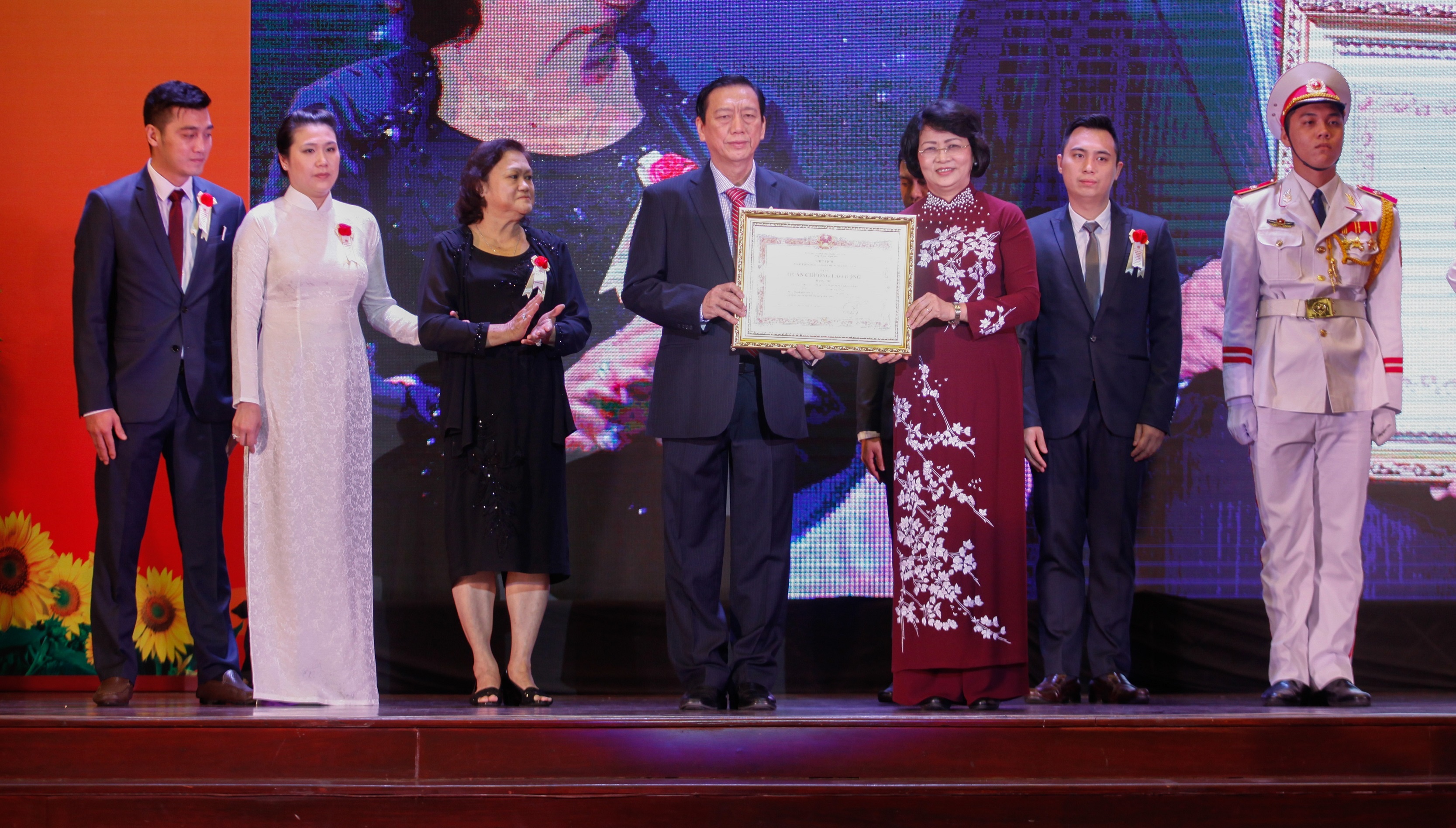 Nệm Vạn Thành ảnh 2 Nem Van Thanh anh 2