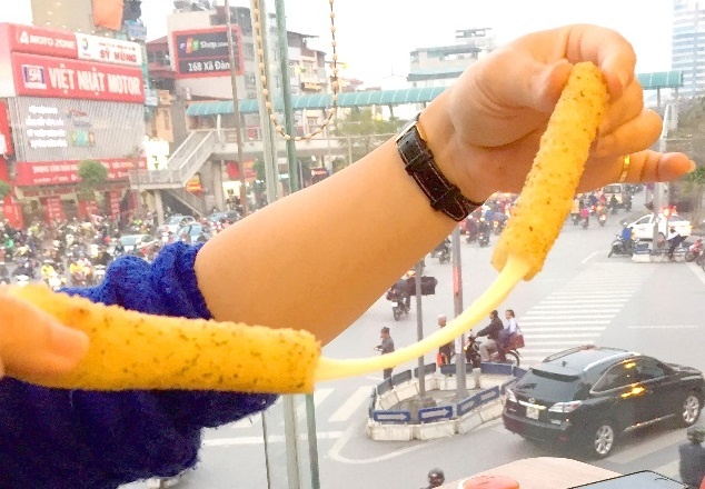 Pho mai que dai sieu cap - mon la tren ban tiec cua ban tre hinh anh