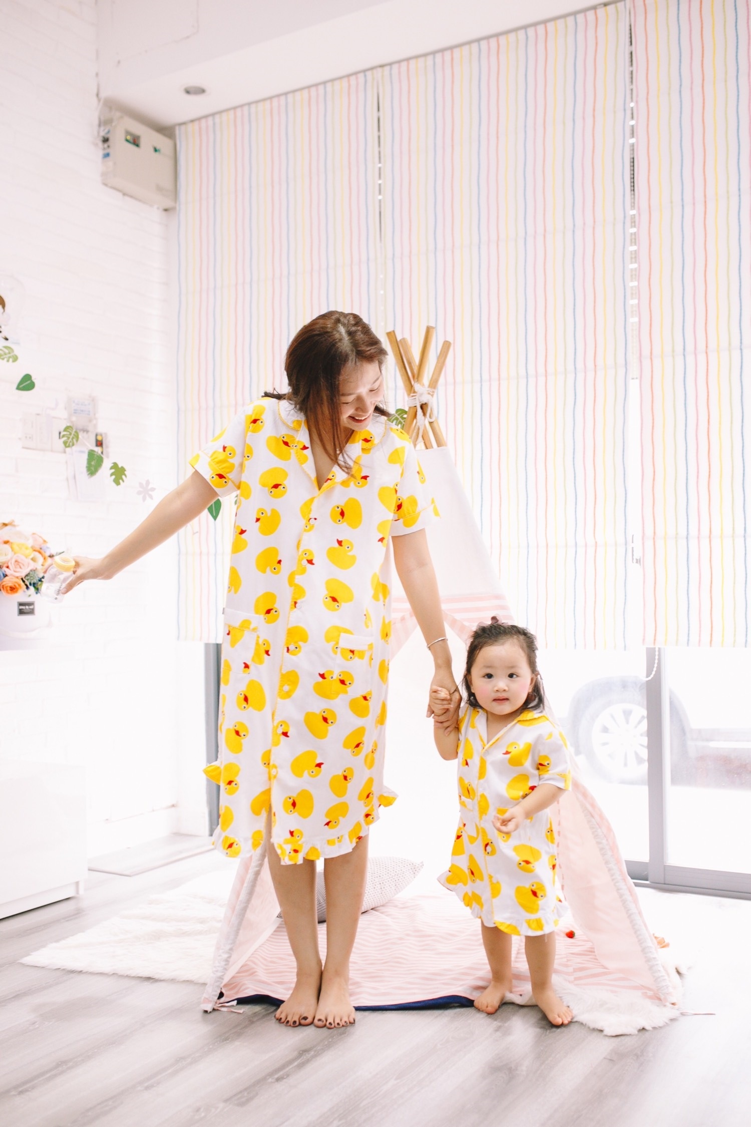 trang phuc ngu dang yeu cho me va be anh 1