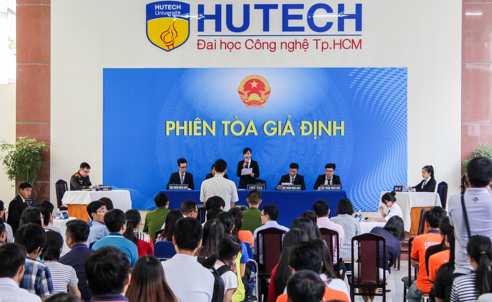 HUTECH ảnh 2 HUTECH anh 2