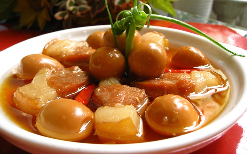 Ajinomoto Viet Nam ra mat gia vi nem san Aji-Quick mon kho hinh anh