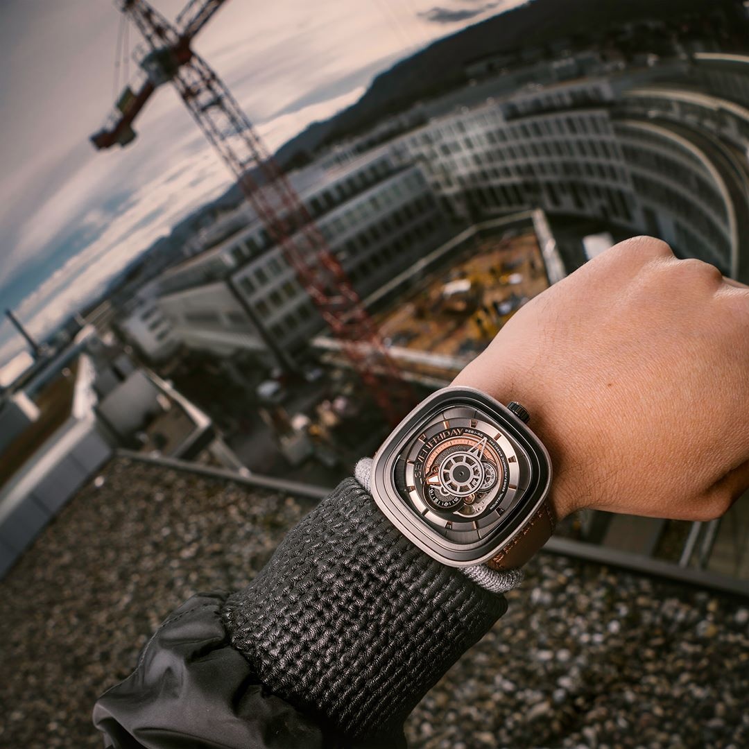 SevenFriday anh 1