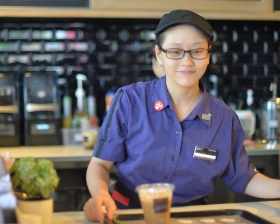 McDonald’s Vietnam lot top 100 noi lam viec tot nhat Viet Nam hinh anh