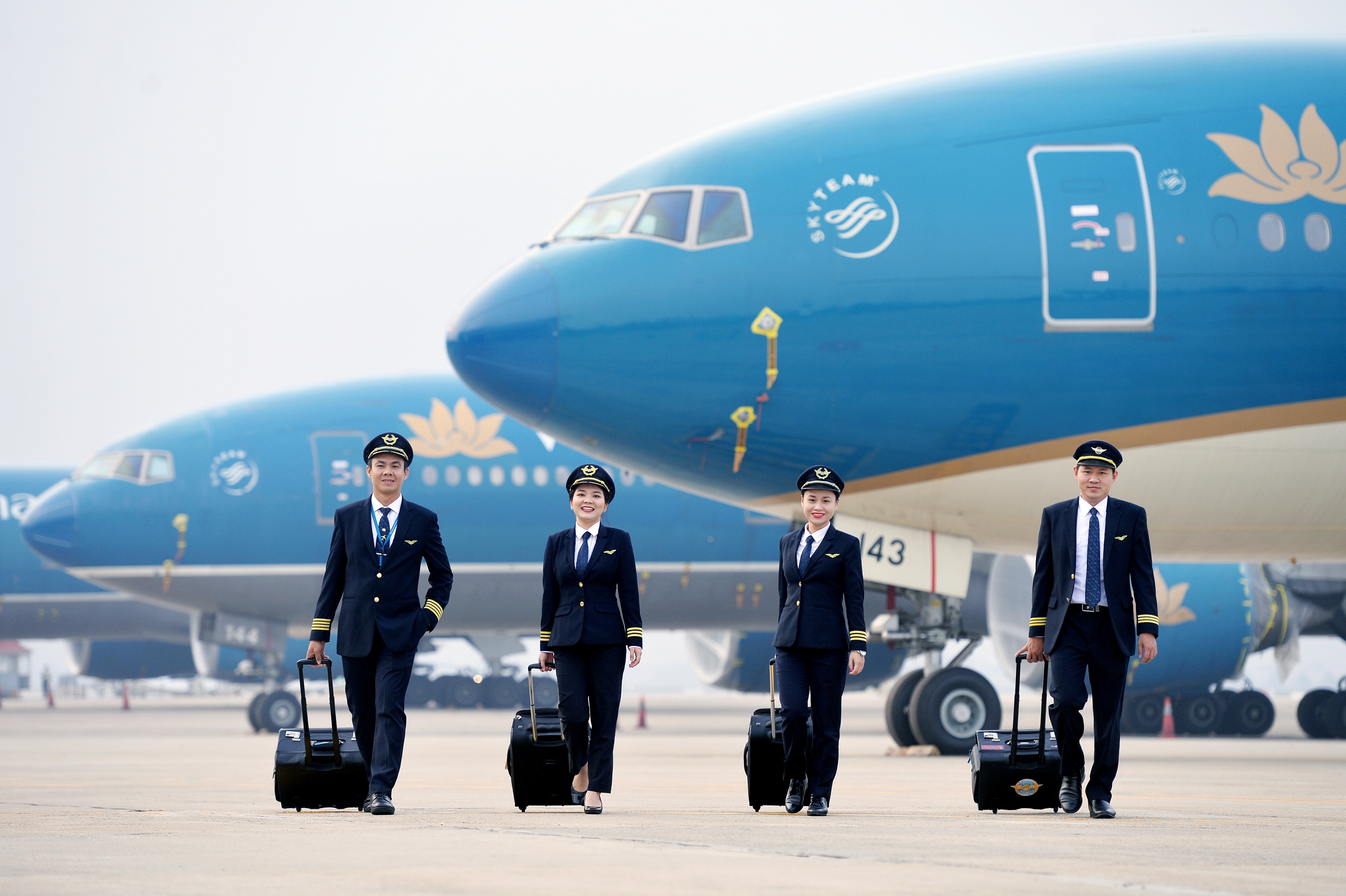 hau truong MV Bay len Viet Nam anh 1