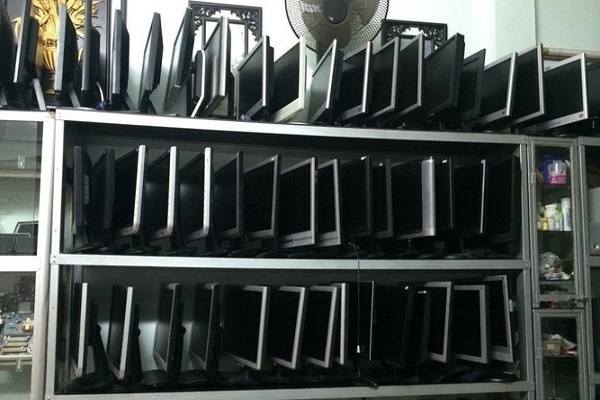 3 ly do noi khong voi man hinh PC cu nhap lau tu Trung Quoc hinh anh