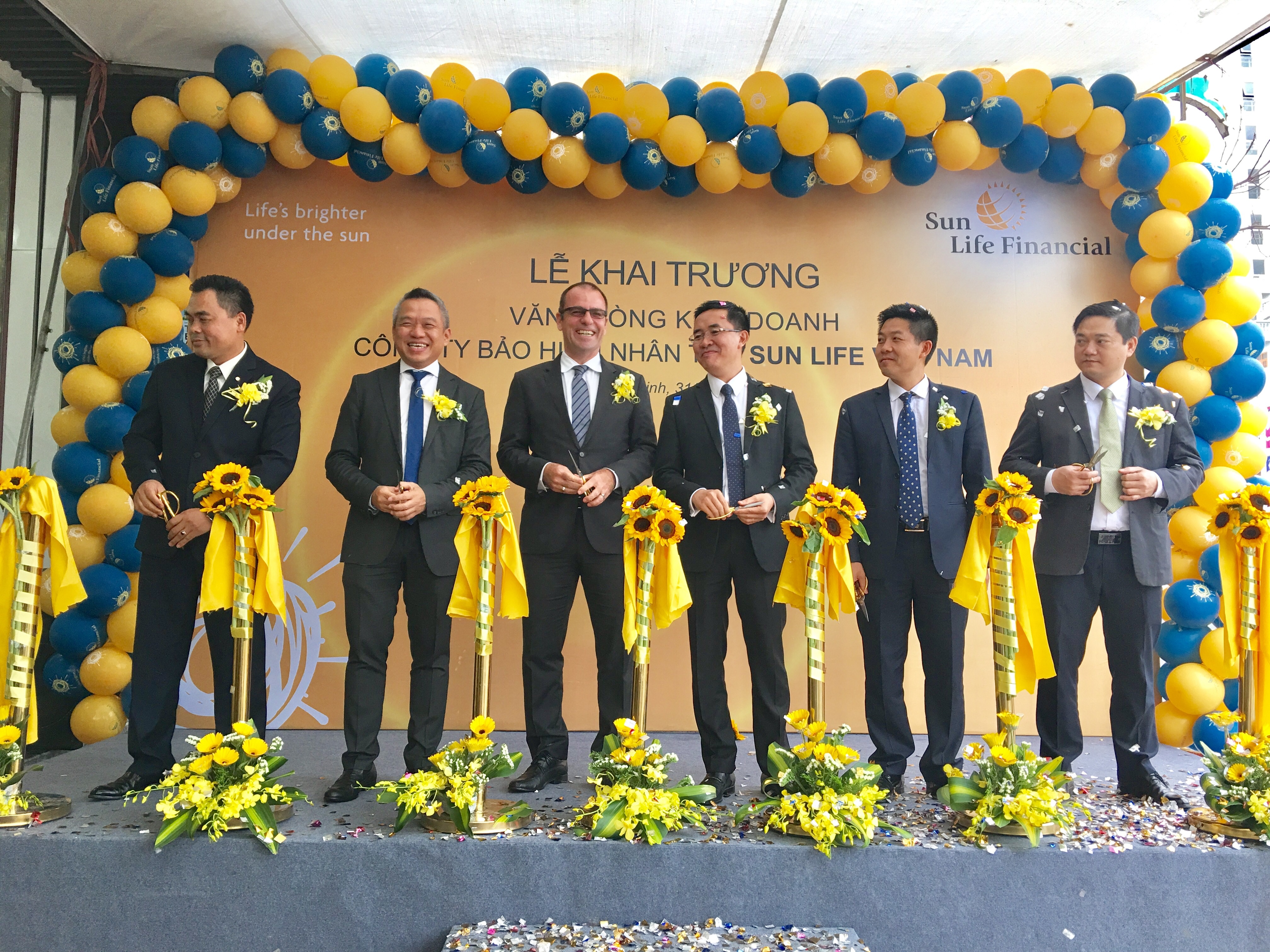 Sun Life Viet Nam anh 4