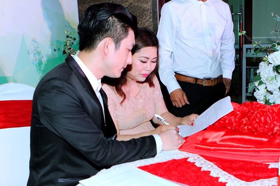 my pham G-White anh 2