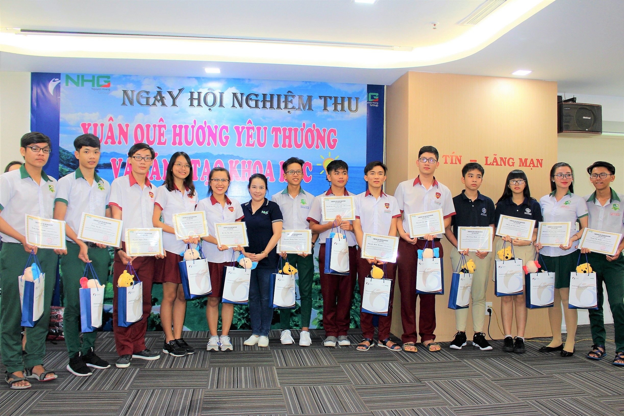 iSchool ảnh 1 iSchool anh 1