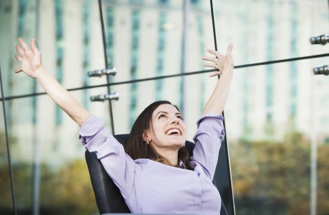 4 loi ich cua tieng Anh doi voi su nghiep hinh anh