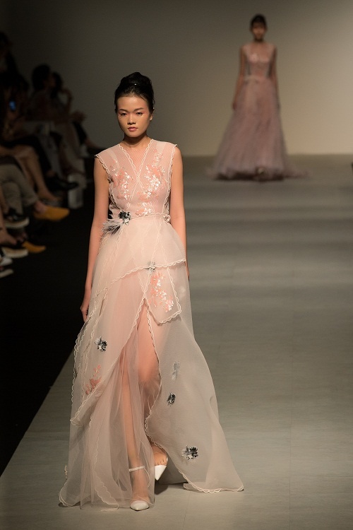 beo nhun,  hoa tiet 3D,  slogan len ngoi mua xuan he anh 3