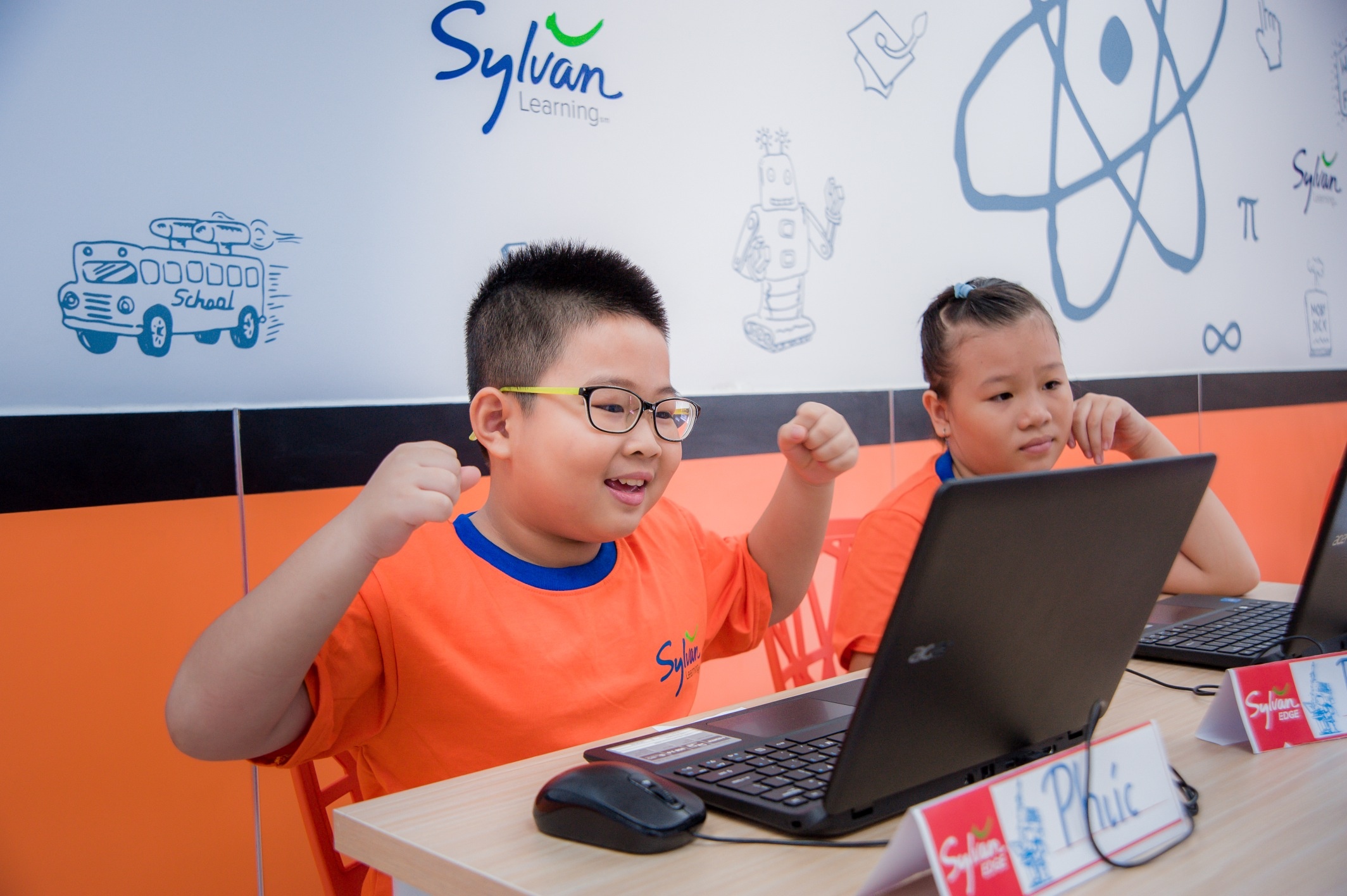 Giai phap kiem soat viec choi game cua con hinh anh