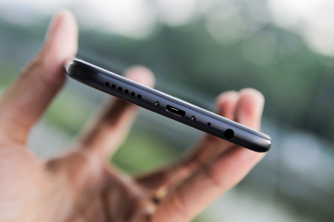 Oppo F3 Plus den nham anh 9