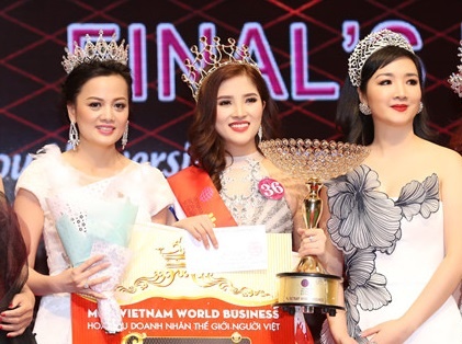 Celin tang vuong mien cho HH Doanh nhan The gioi nguoi Viet 2017 hinh anh