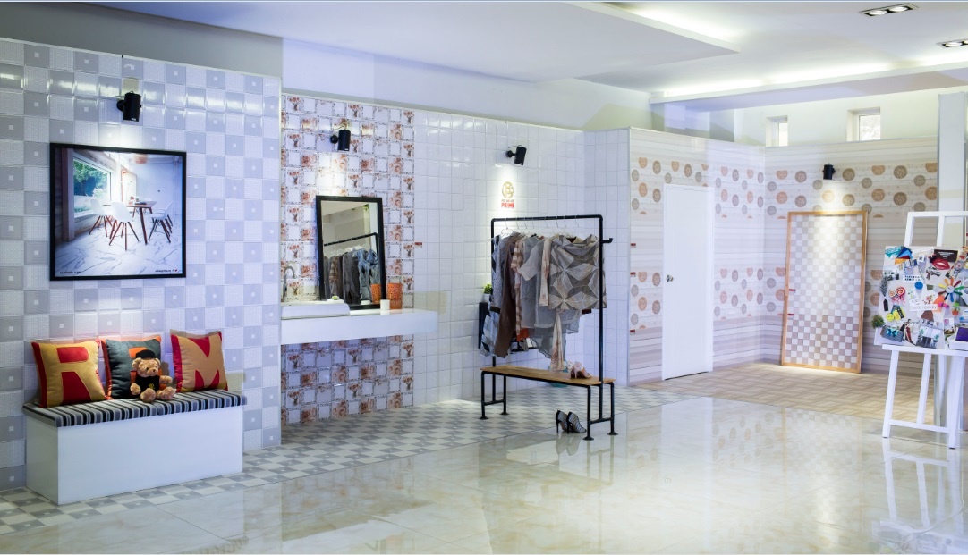 Ung dung cong nghe nano trong san xuat gach men hinh anh