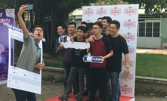 Selfie an tuong, nhan ngay qua voi Dorco hinh anh