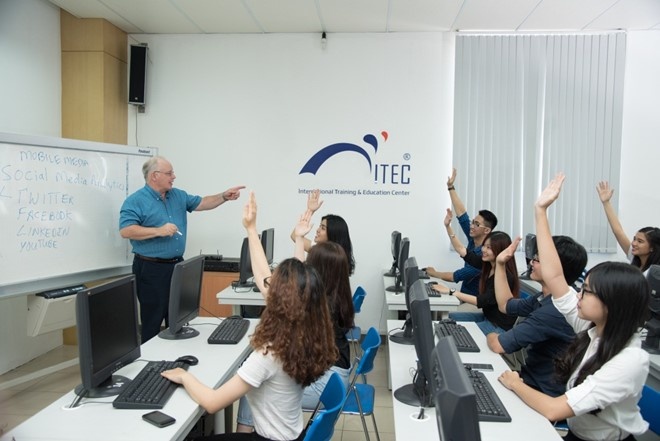 Trung tam dao tao quoc te (ITEC anh 3