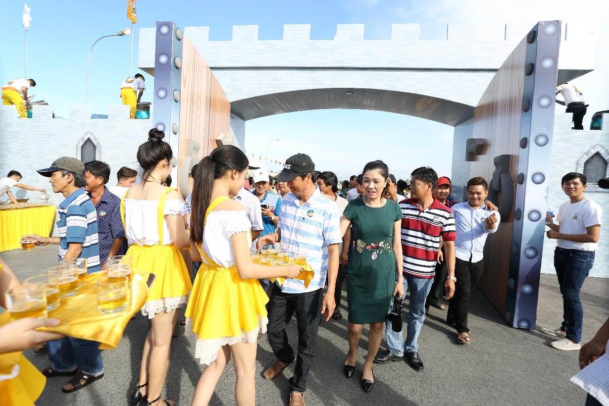 Lễ hội bia chí cốt 2017 ảnh 3 Le hoi bia chi cot 2017 anh 3