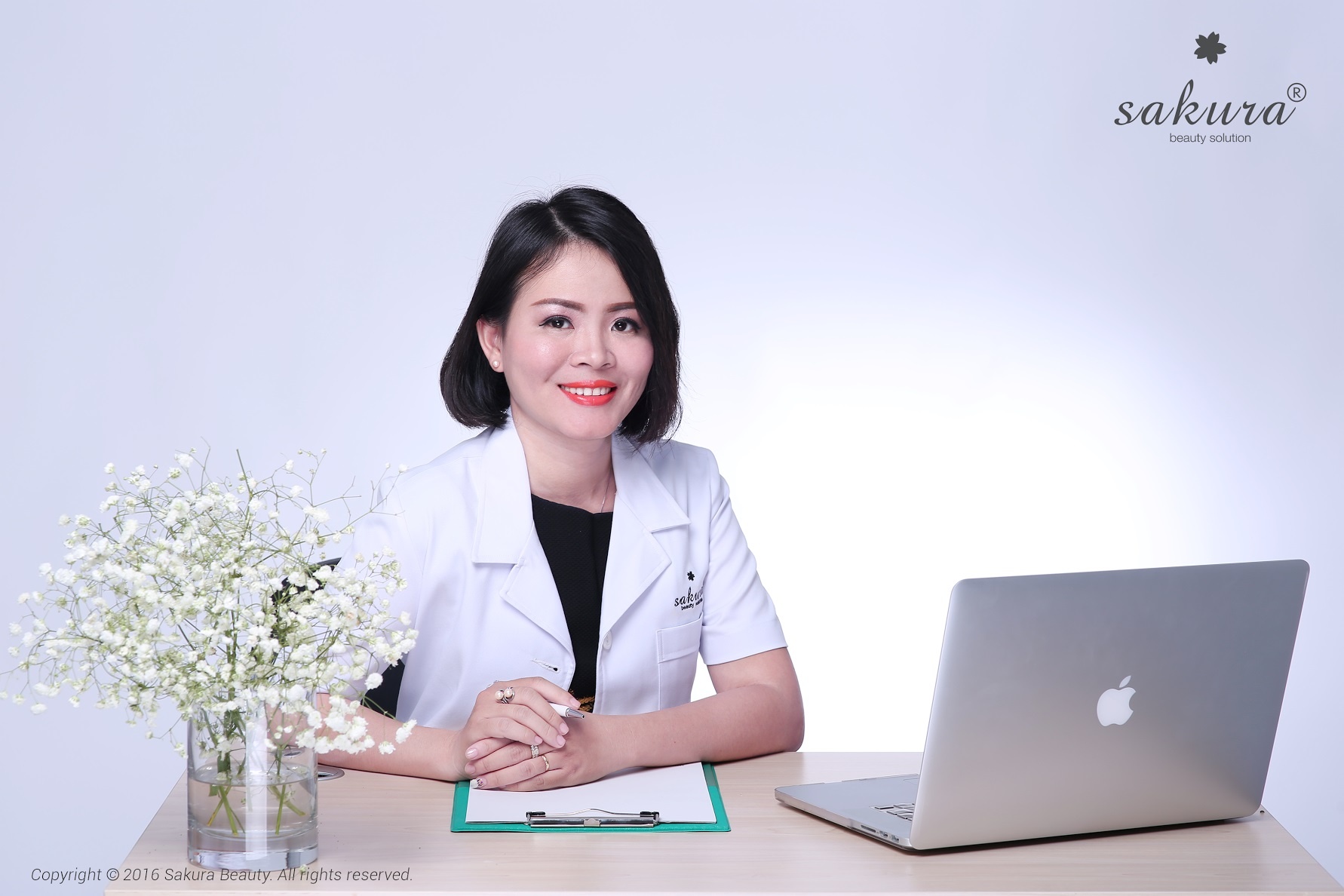 my pham Sakura anh 2