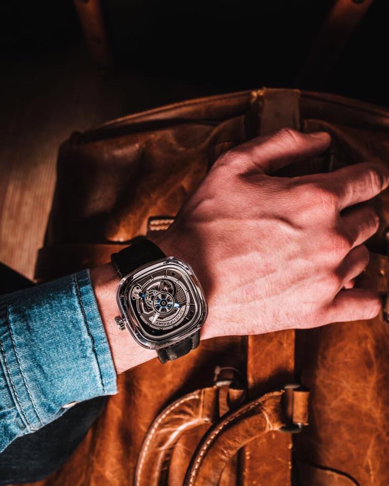 đồng hồ SevenFriday ảnh 5 dong ho SevenFriday anh 5