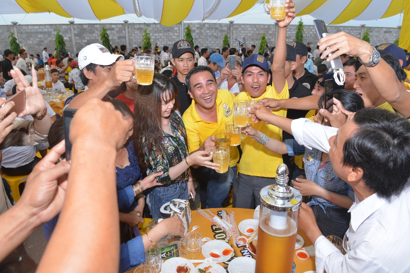 Lễ hội bia chí cốt 2017 ảnh 6 Le hoi bia chi cot 2017 anh 6