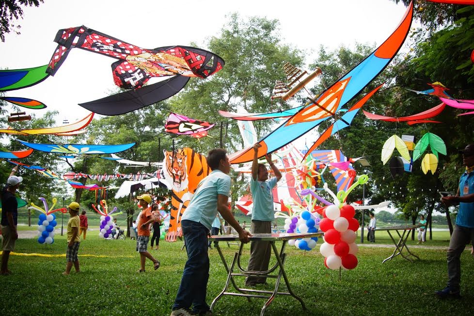 trình diễn thả diều nghệ thuật tại Hà Nội ảnh 3 trinh dien tha dieu nghe thuat tai Ha Noi anh 3