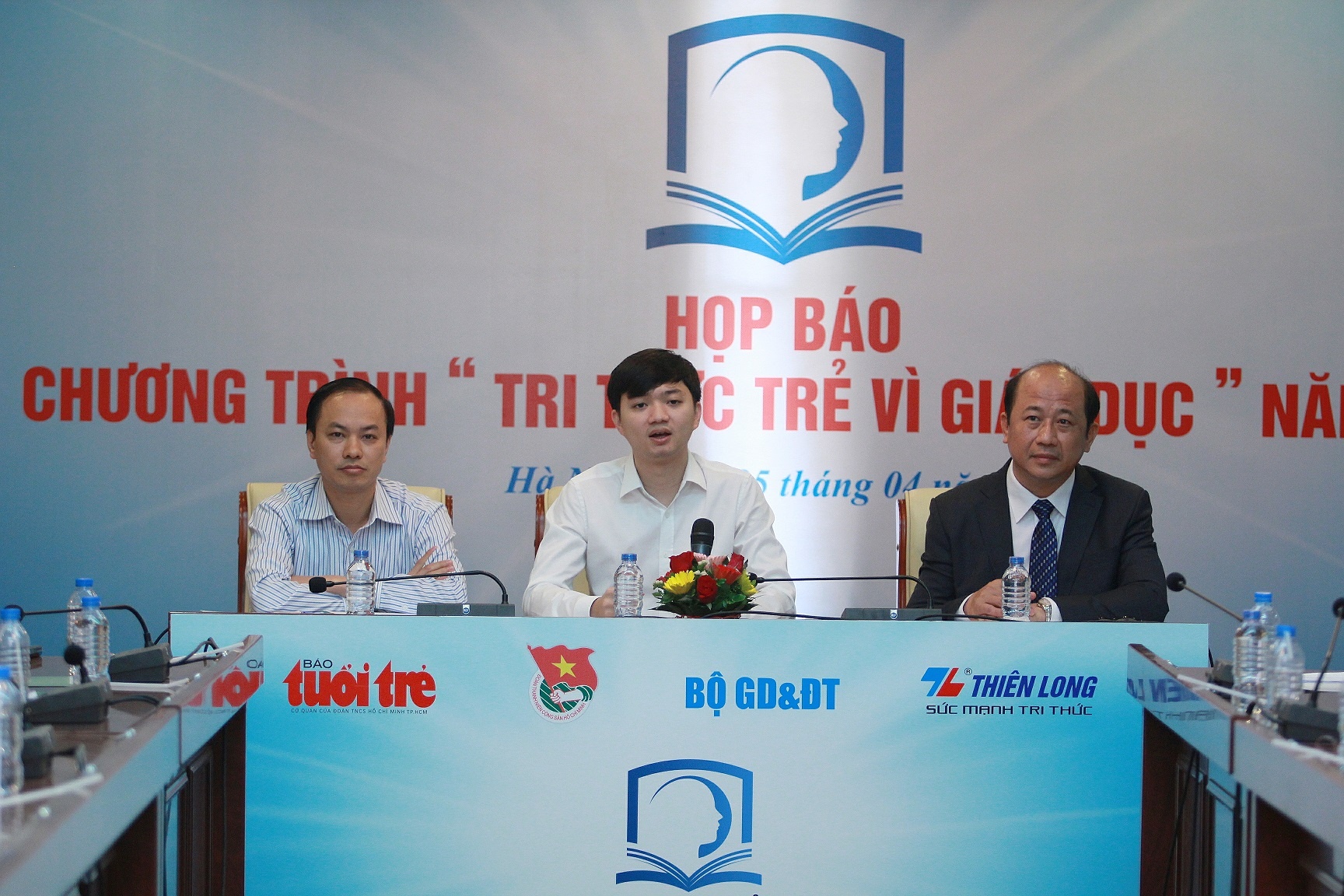 Thiên Long ảnh 1 Thien Long anh 1