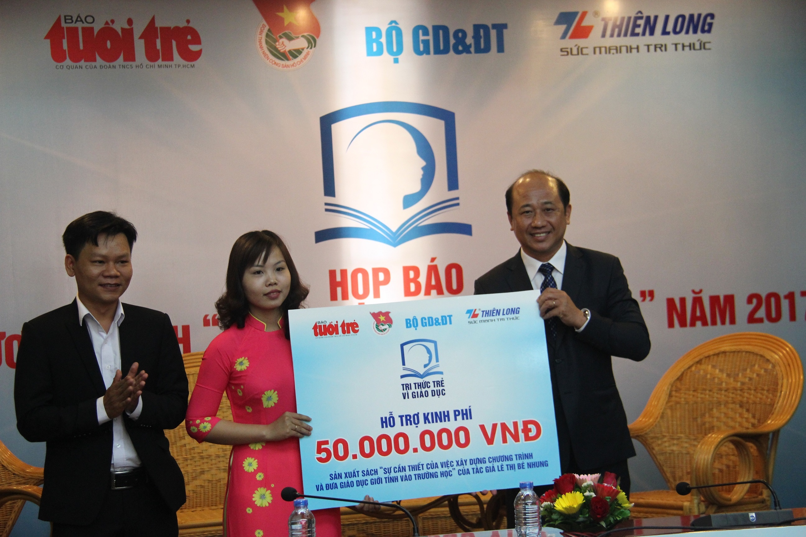 Thiên Long ảnh 2 Thien Long anh 2