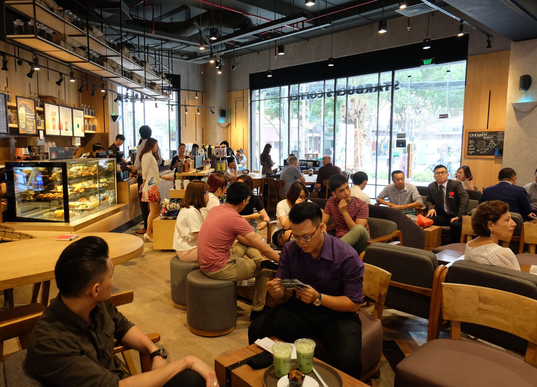 trung tam thuong mai anh 5