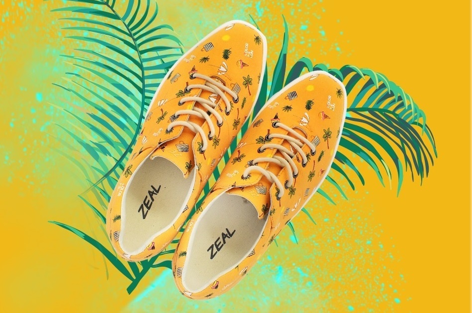 Loat sneaker mau sac cho mua he hinh anh