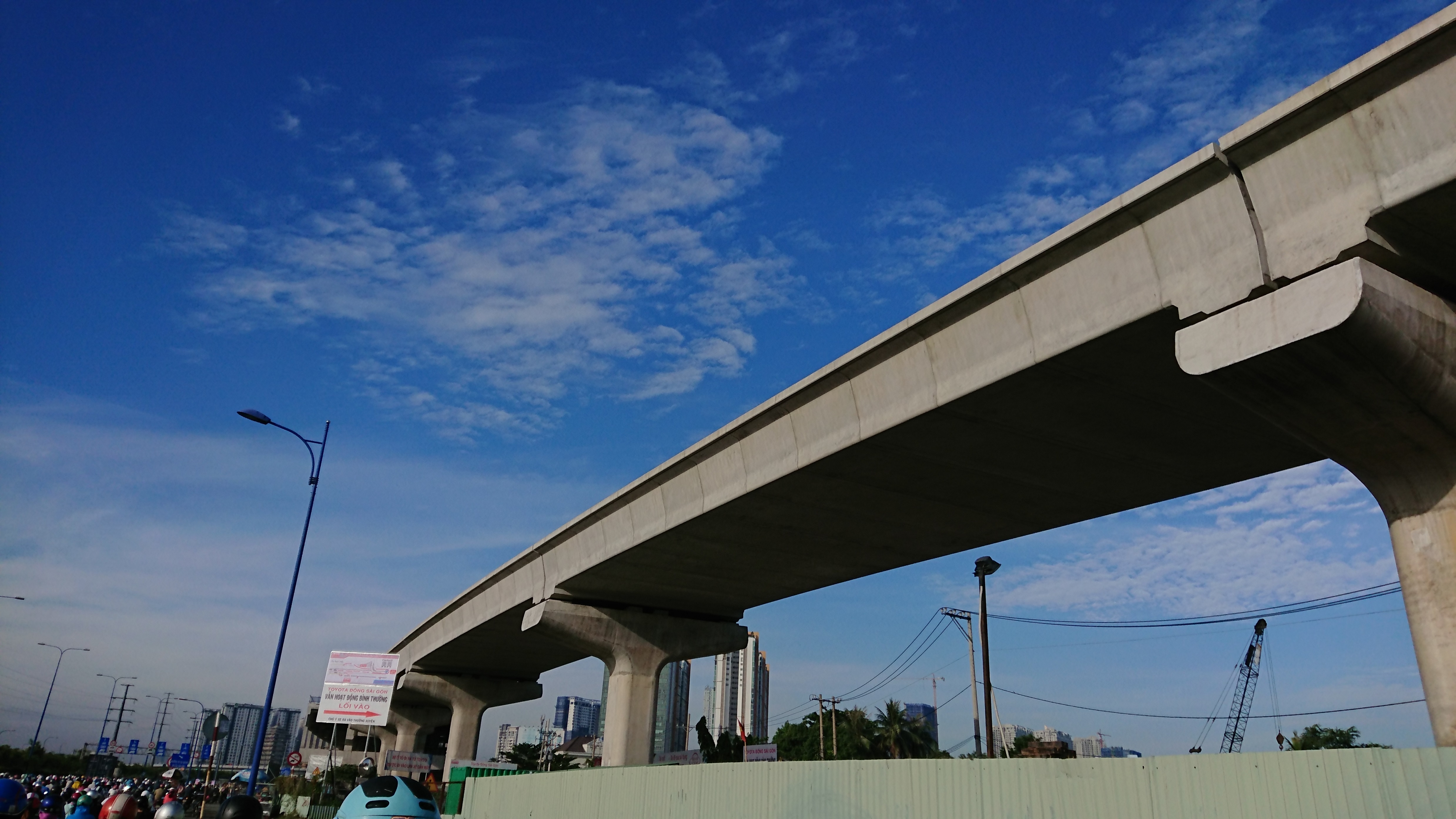 ngam Sai Gon tu camera Motion Eye cua Xperia XZs anh 8