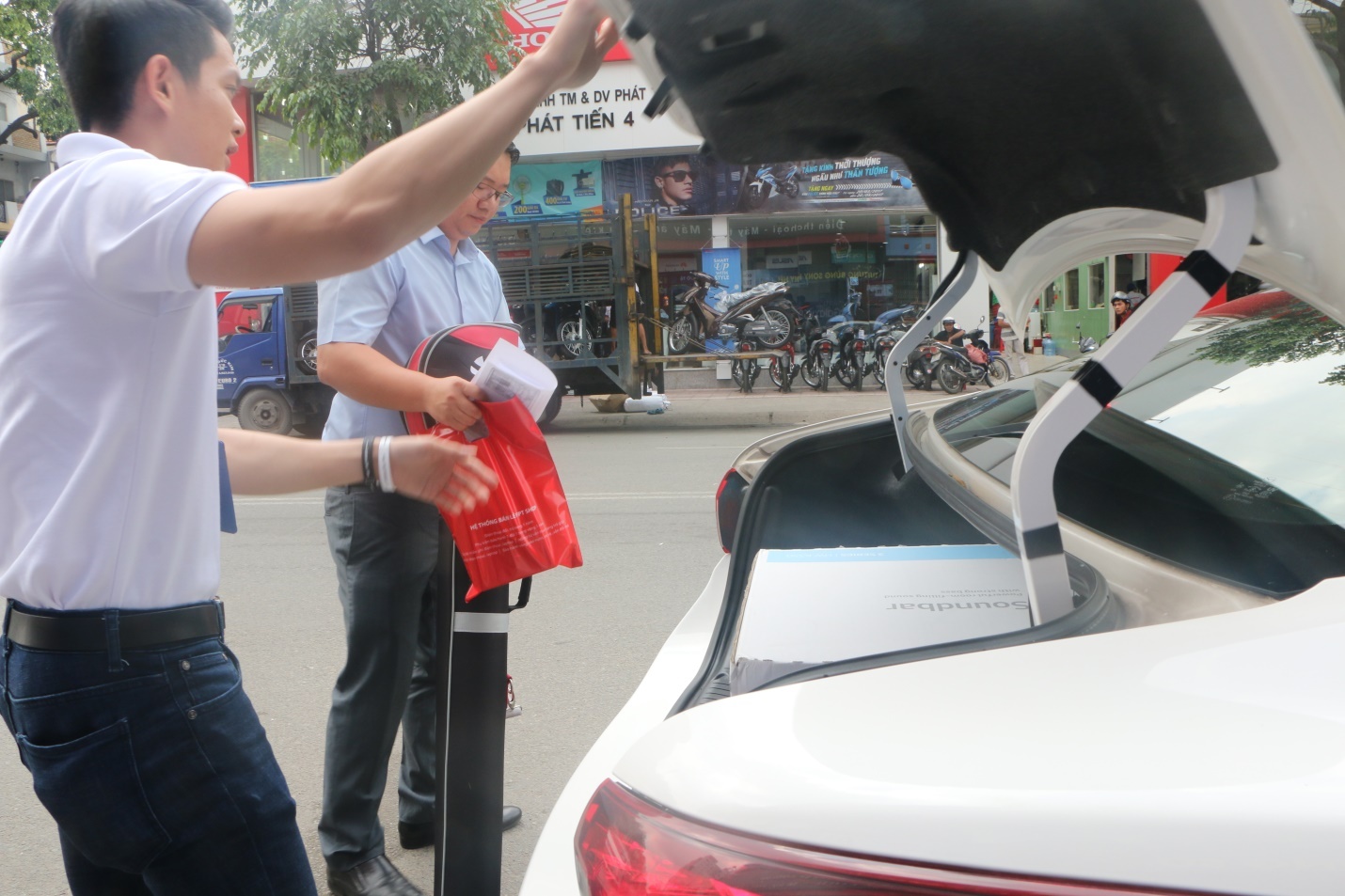 FPT Shop ảnh 4 FPT Shop anh 4