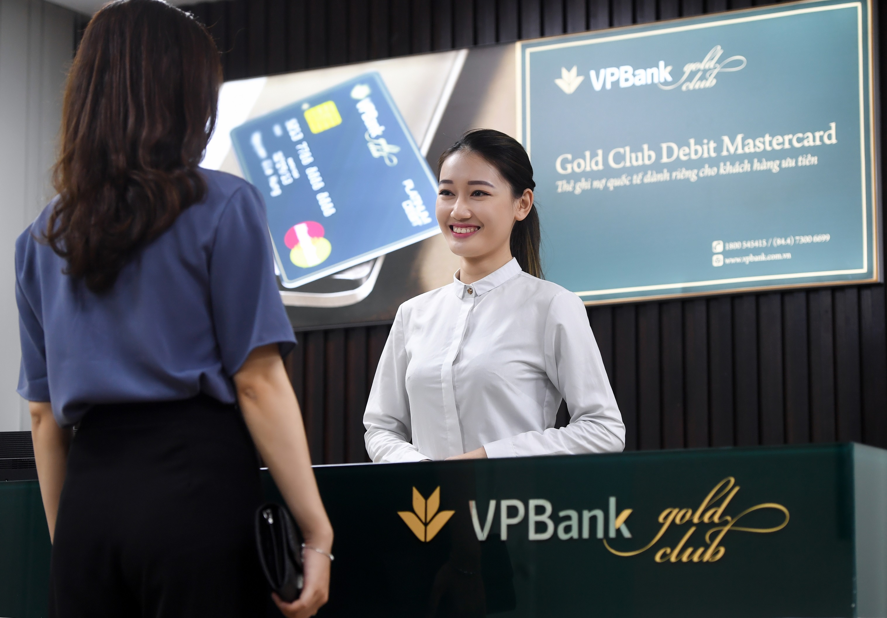 Tong tai san dat 230.000 ty, VPBank duoc nang muc xep hang tin nhiem hinh anh