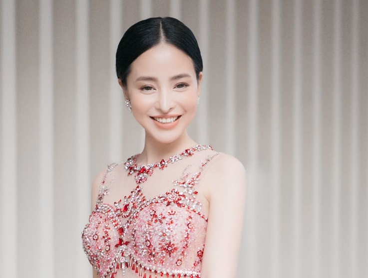 Hoa hau nguoi Viet the gioi 2017 dien vay xuyen thau toi du su kien hinh anh