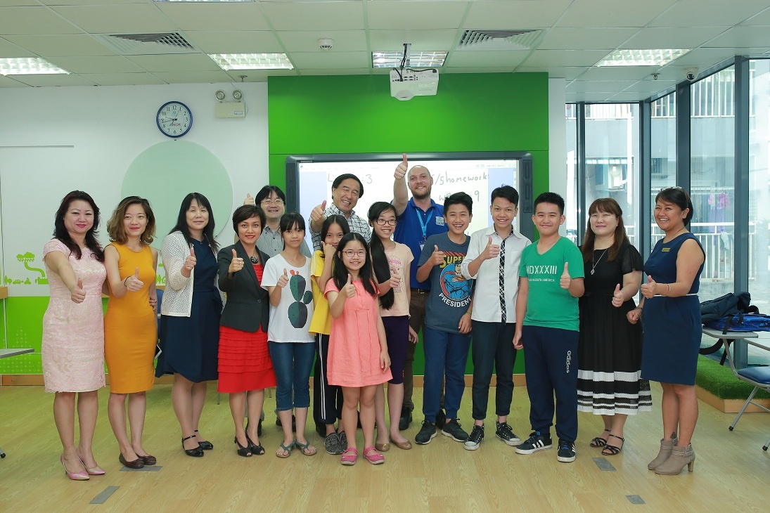 Apollo English anh 8