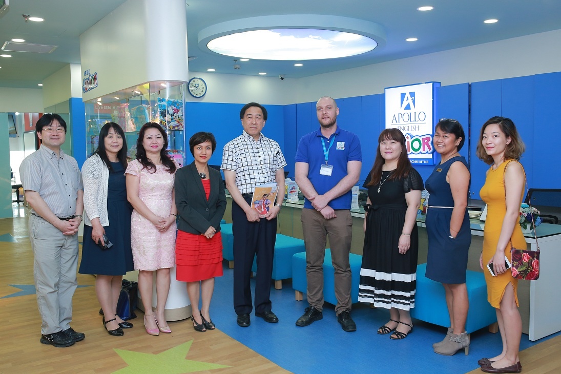 Apollo English anh 9