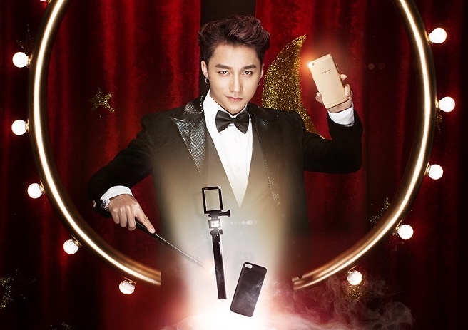 Oppo F3 tao bat ngo voi luong dat hang tang gap doi hinh anh