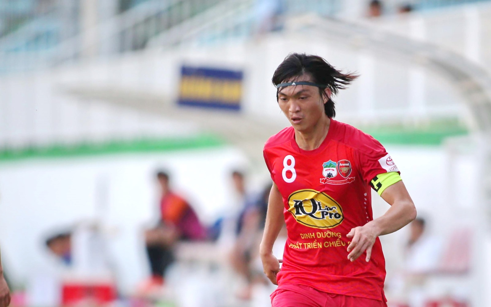 Tuan Anh tro lai voi man trinh dien the luc an tuong hinh anh