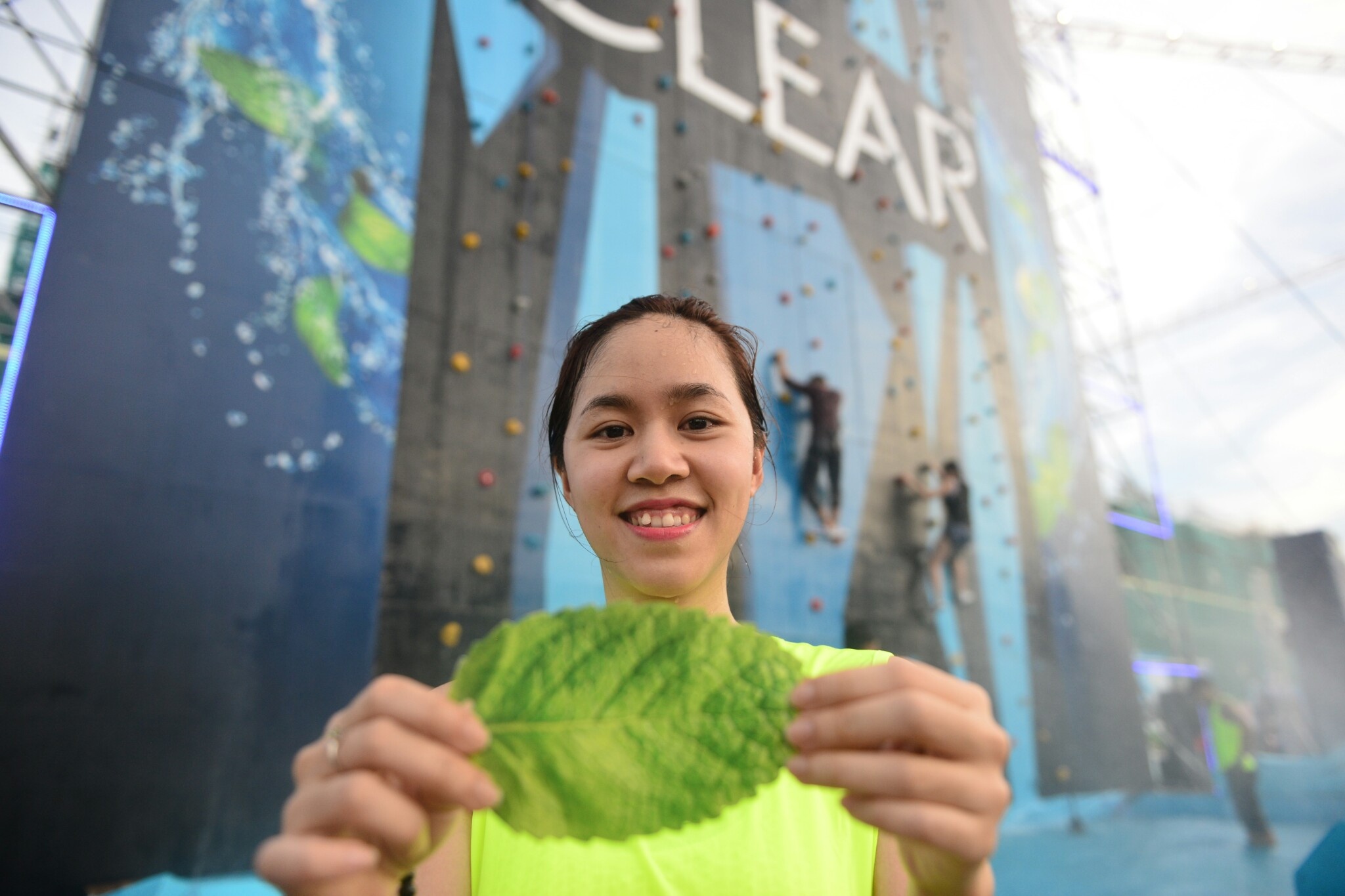 Clear Freshonic,  Clear,  EDM,  Toc Tien,  vuot thac anh 7