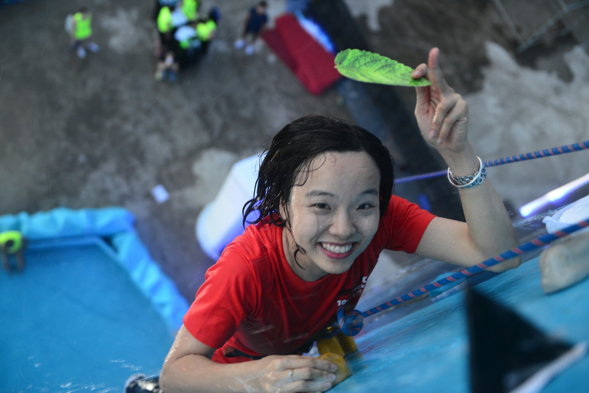 Clear Freshonic,  Clear,  EDM,  Toc Tien,  vuot thac anh 8