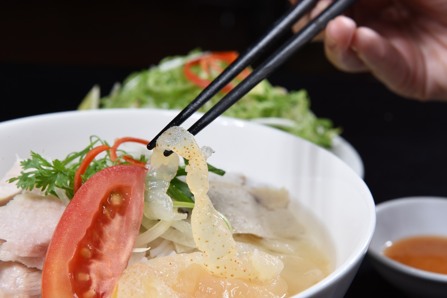 Kinh doanh am thuc thoi nay: Ngon thoi chua du hinh anh