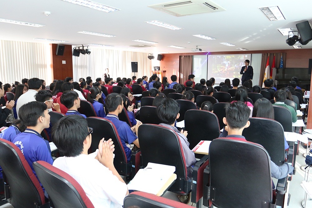 Dai hoc Quoc te Sai Gon anh 1