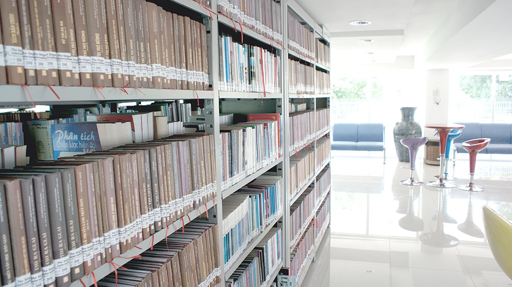 Dai hoc Quoc te Sai Gon anh 2